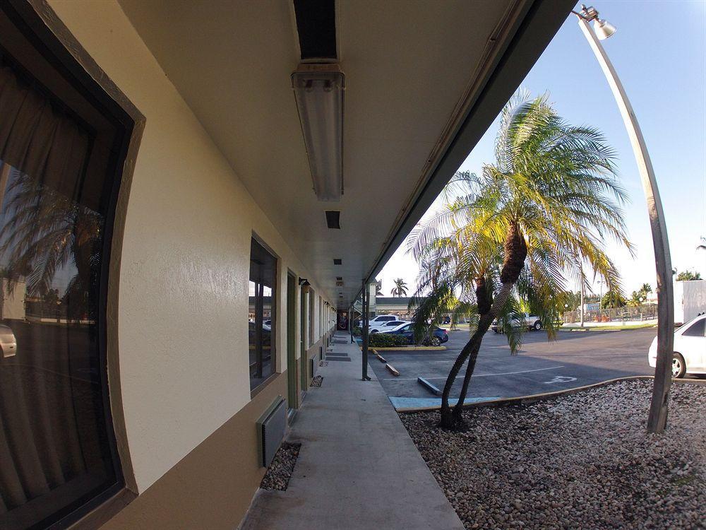 Budget Host Inn Florida City Buitenkant foto