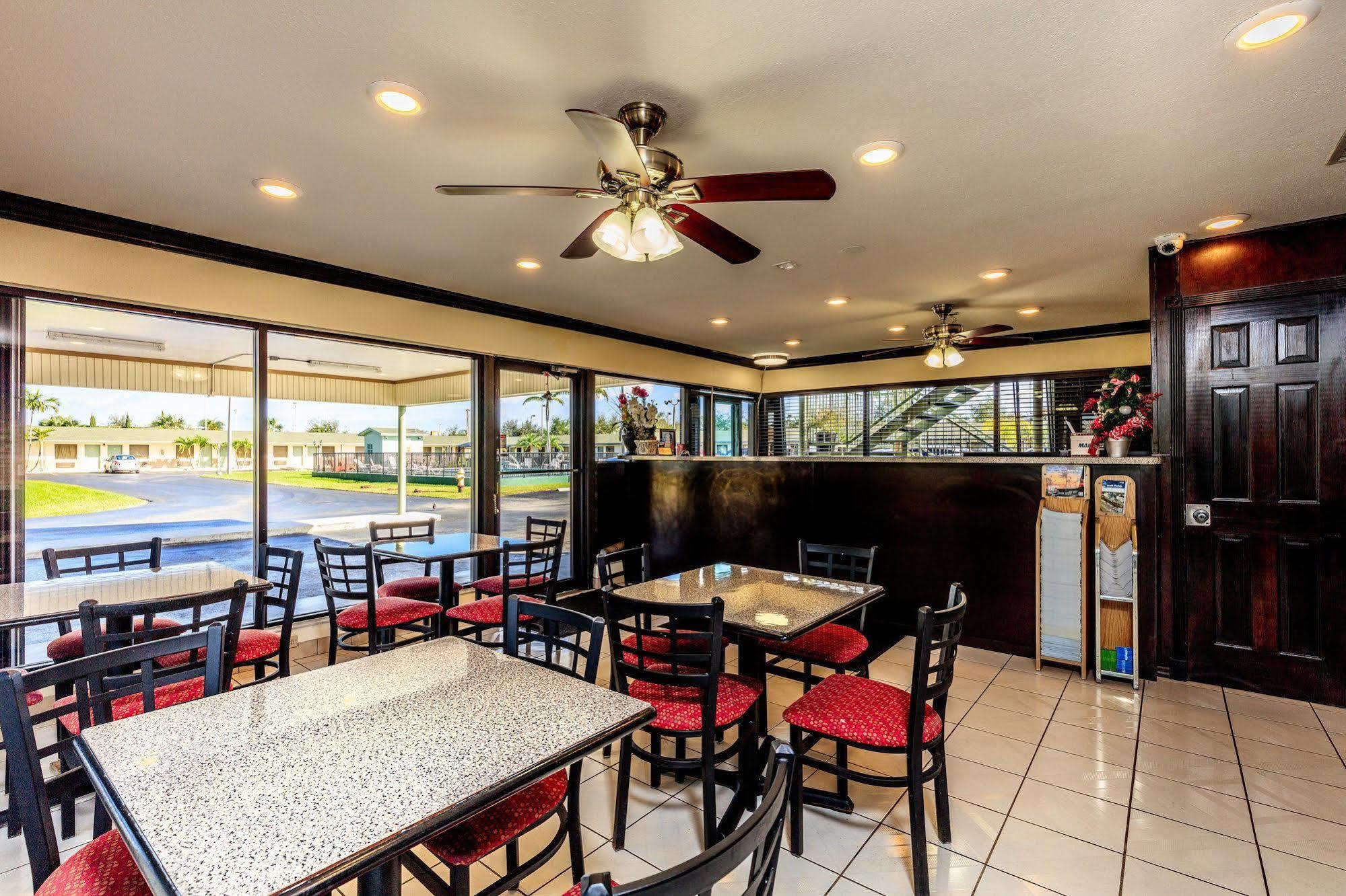 Budget Host Inn Florida City Buitenkant foto